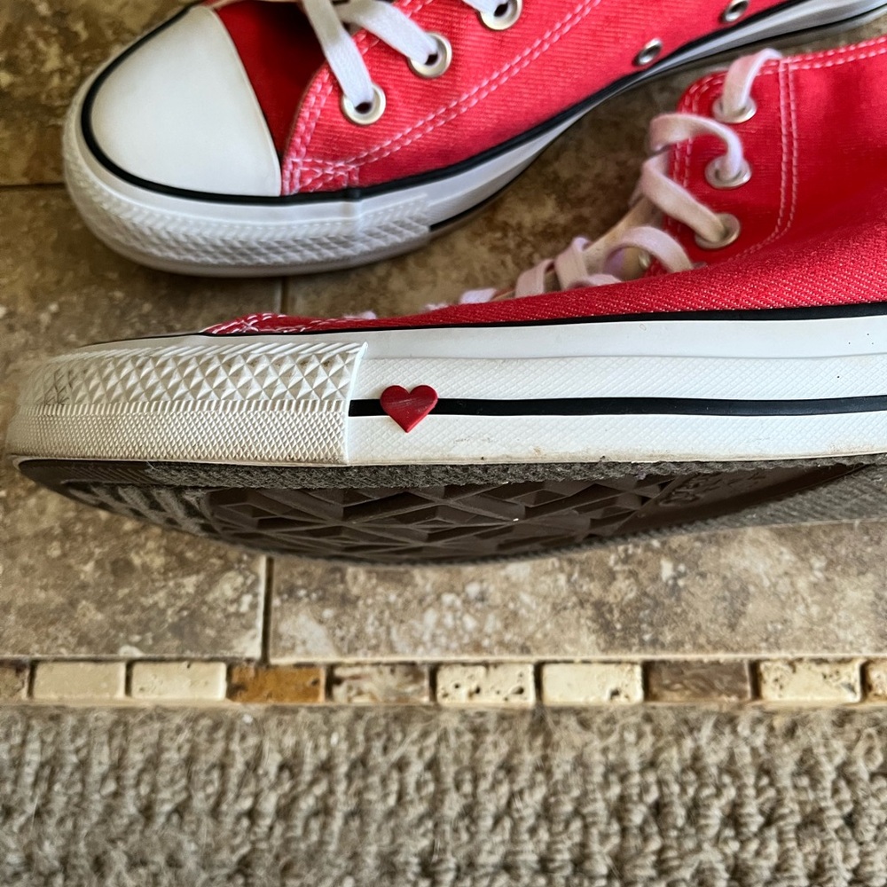 Converse Chuck Taylor All Star Red High-Top Sneakers with Heart Detail - Picture 5 of 8